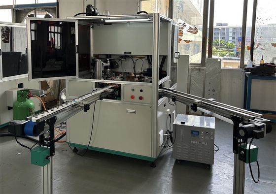 Düz tablolar ve kapaklar için otomatik UV ekran baskı makinesi