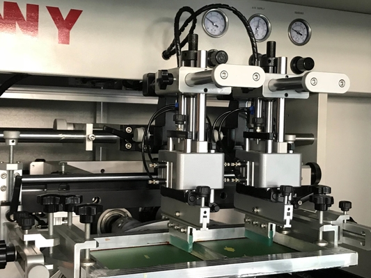 Maskara Şişesi 2 Mekanik veya Optik Kayıtsız Renkli Ekran Baskı Makinesi