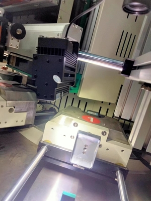 CNC Şişe Ekran Yazıcısı Tam Servo Konteyner Ekran Yazıcısı Yazdırma Hızı 60pcs/min