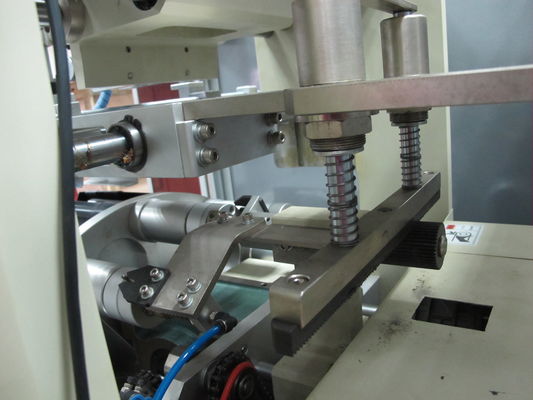Servo Drive 2700pcs/Saat Otomatik Sıcak Damgalama Makinesi CE Sertifikasyonu