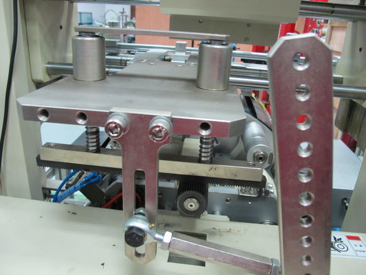 Cap için 6 İstasyon 25pcs / Min Çok Renkli Serigrafi Makinesi ISO